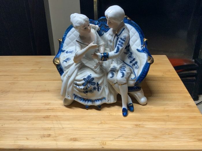 Figurines