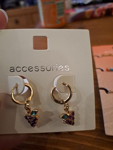 Jewellery earrings and necklaces