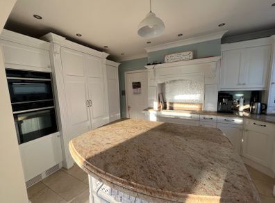 Solid wood in frame kitchen