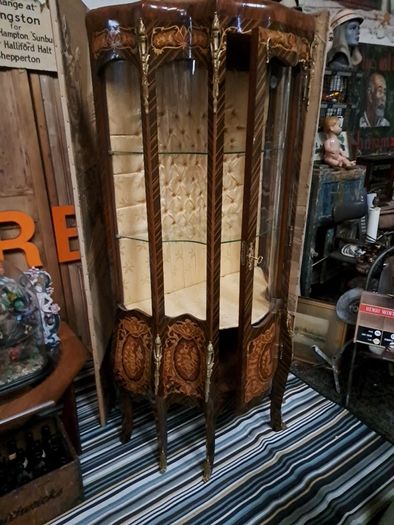 Display  Case