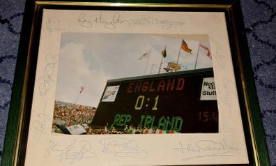 Framed Signed 1988 European Championship Photo Ireland vs England