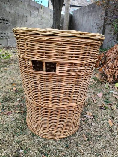 Large wicker Basket and Lid