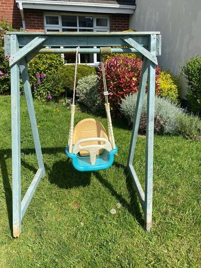 Baby swing