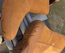 Suede, fured comfortable boots