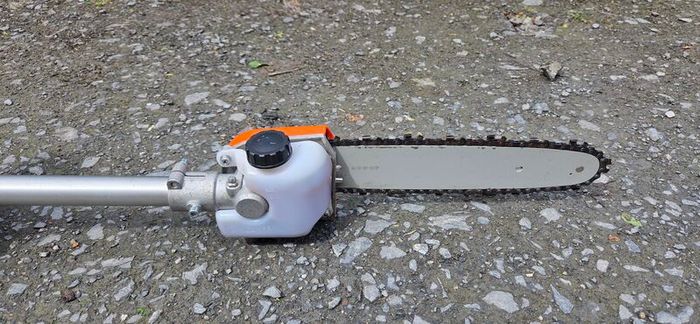 Small branch chainsaw