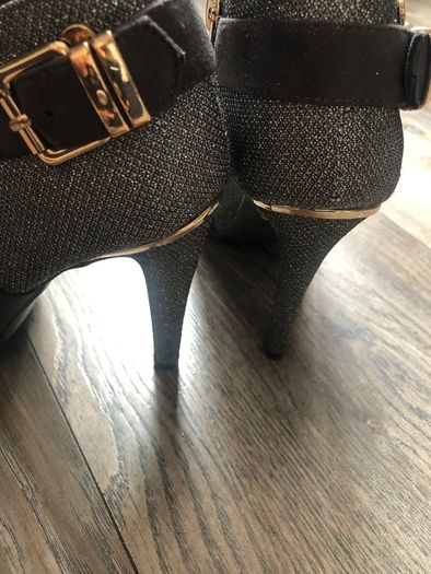 High ankle boots