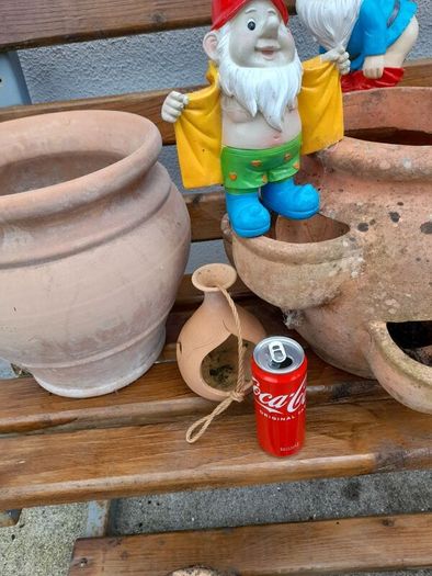 Garden pots  n items clearout