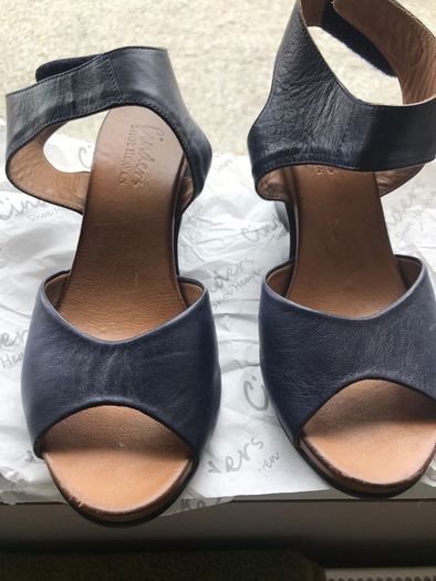 Ladies Sandal