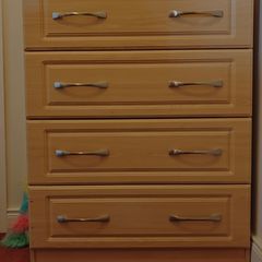 Chest of drawers