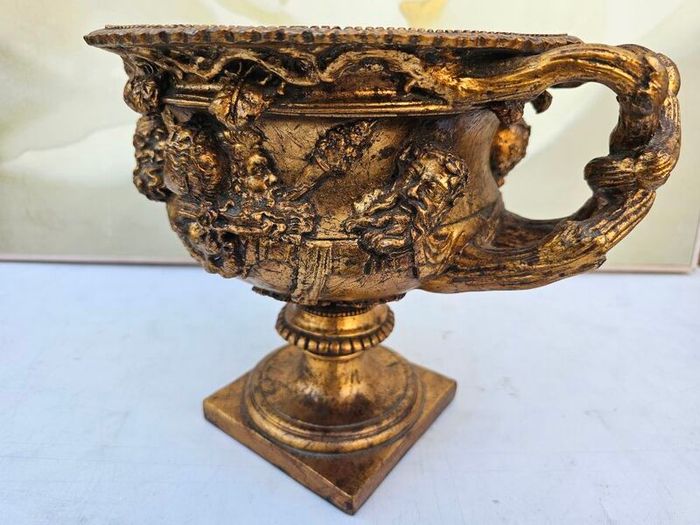 Warwick Vase