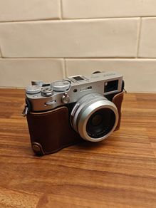 Fujifilm X100V