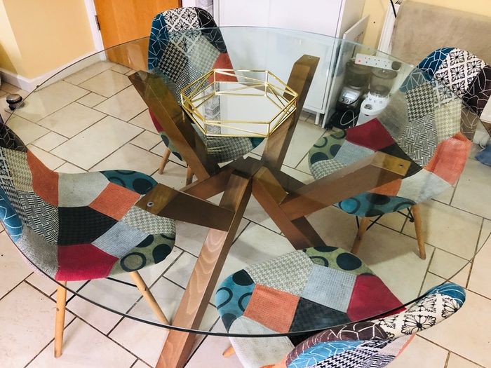 Glass Table & 4 Chairs