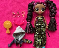 L.O.L. Surprise dolls! OMG Honeylicious series Remix