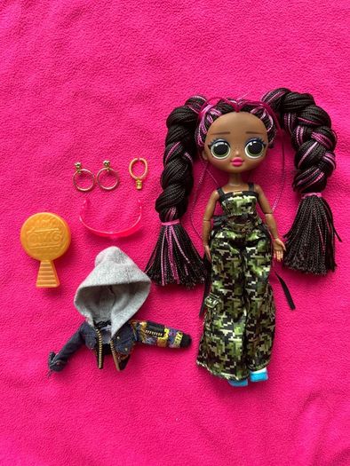 L.O.L. Surprise dolls! OMG Honeylicious series Remix