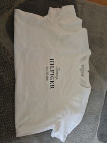 tommy hilfiger t shirt