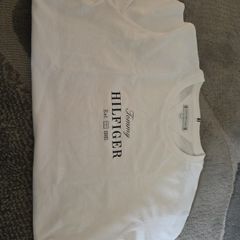 tommy hilfiger t shirt