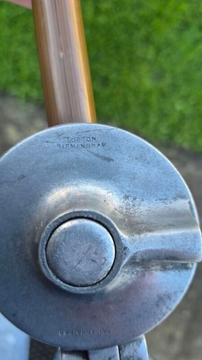 Vintage Turton Lansdowne Folding Shooting Stick Seat Cane