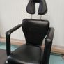Barber/Tattoo chair Image 5
