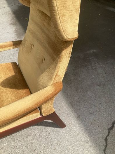 Parker Knoll PK1071 Wingback Armchair - Warehouse and Showroom Open Saturday  8th August 12 till 4pm Eircode R95T227