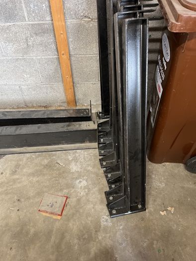 Steel cantilever racks