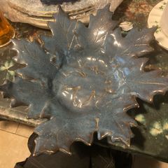Maple leaf pottery bowl free postage
