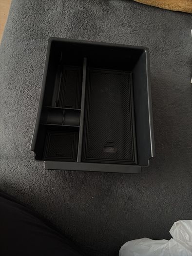 Hyundai Tucson storage tray