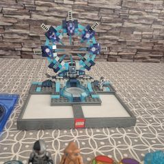Lego dimensions starter pack,. Plus comes with extras, lego batman movie character and level pack, plus some extra character packs