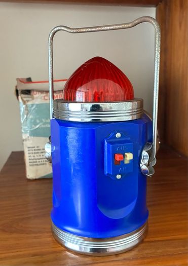 Vintage 1960's LIEZ Flasher King Lantern