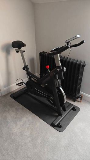 G7 Pro Exercise Bike