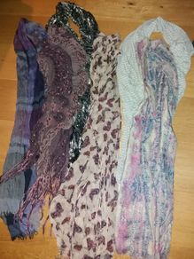 6 Womens scarfs