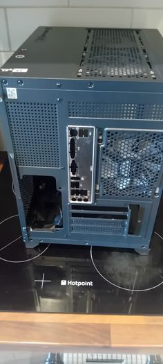 pc case and 3x fan