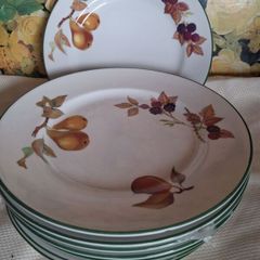 Royal Worcester " Evesham"