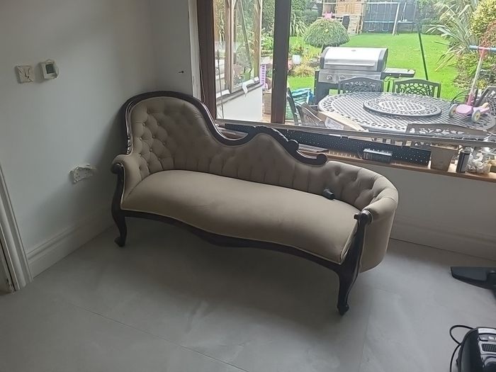 Chaise longue