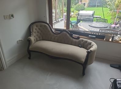Chaise longue