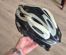 mens bicycle helmet