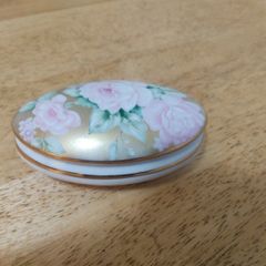 Rare Porcelaine Les Griffes Collection D art Limoges France Covered Trinket Box