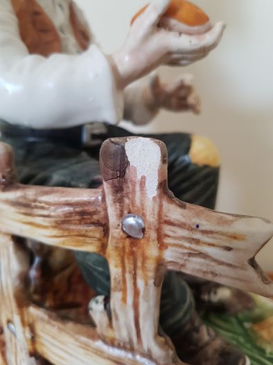 Ceramic figurine