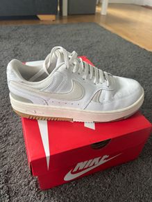 Nike Womens Gamma Force Runners/ Trainers