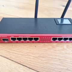 Mikrotik RB201 router