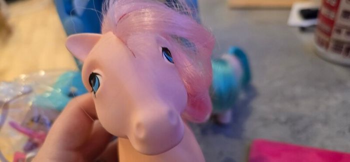 Pretty Parlour 1982 Complete (no box) with Peachy and Twinkles the Cat MLP G1 My Little Pony Accessories Playset