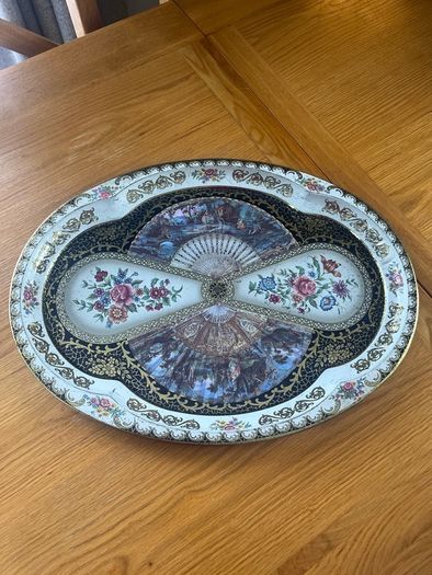Vintage Daher England Tray