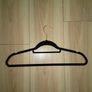 black velvet covered hangers Image 3