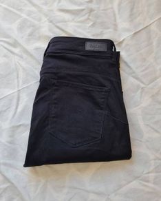 Salsa secret glamour jeans Size 30/27 zip fly Black In excellent condition