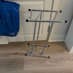 Shoe shelf bucket free