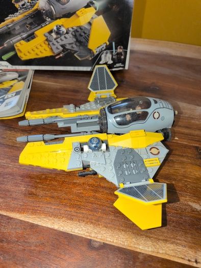 Lego Anakin's Jedi interceptor