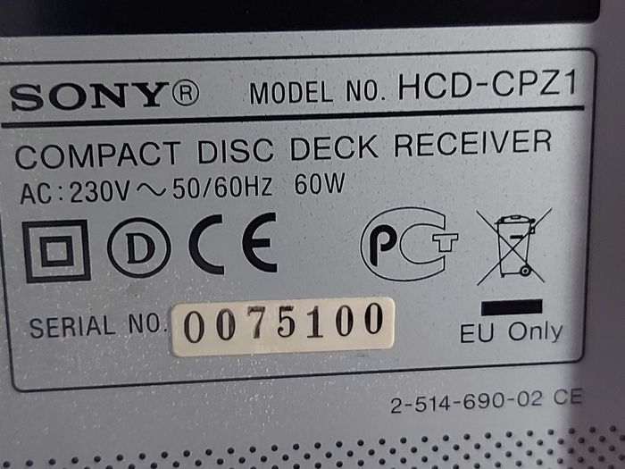 Sony Micro Hi-Fi Component System, Model CMT-CPZ1, Radio, Tape CD, mini disc link, all working great and in excellent condition