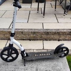 Scooter -Blindside kick scooter for teens or adults