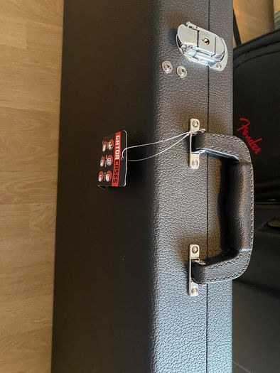Gator Guitar Hardcase