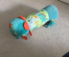 Infant tummy time roller