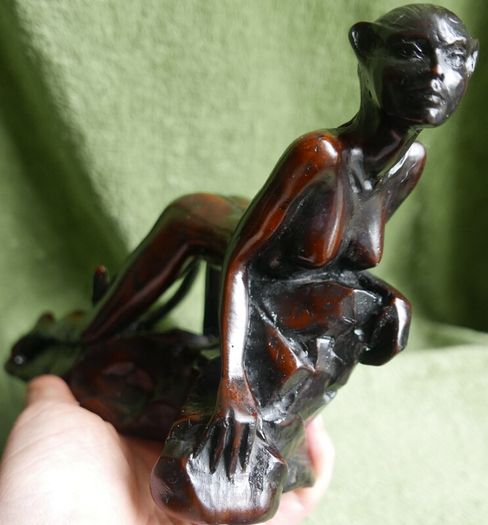 Statue